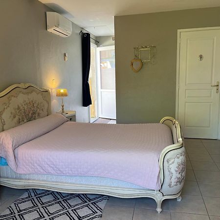 Chambres Et Gite Peyroutas " Camille" Vignonet St Emilion 外观 照片